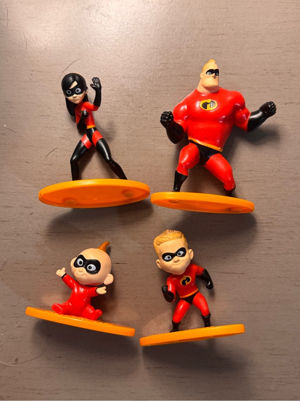 Lot (4) Disney Pixar Incredibles Family Mini Figures Cake Toppers